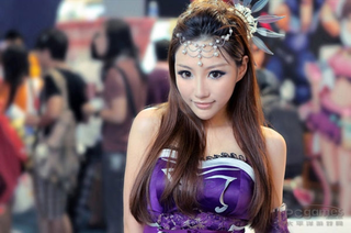 Illustration for article titled The Companions And Cosplayers Of ChinaJoy 2010